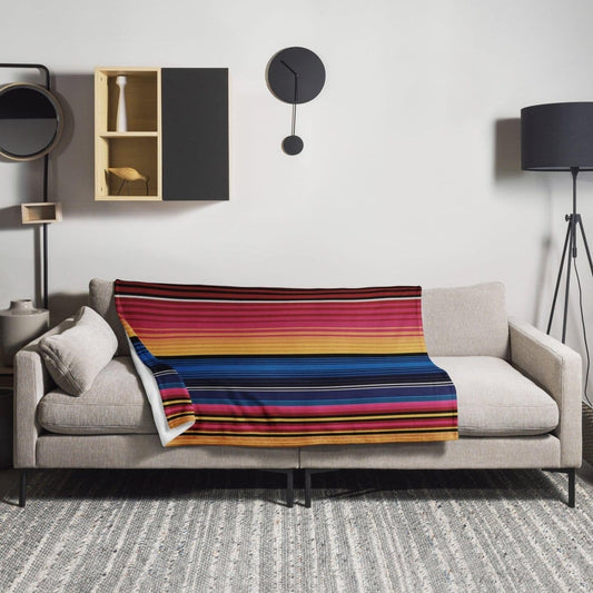 Hypoallergene Polyester-Sofadecke 125x150 cm in weicher Textiloptik, ideal für gemütliche Stunden, von BUYATHOME24