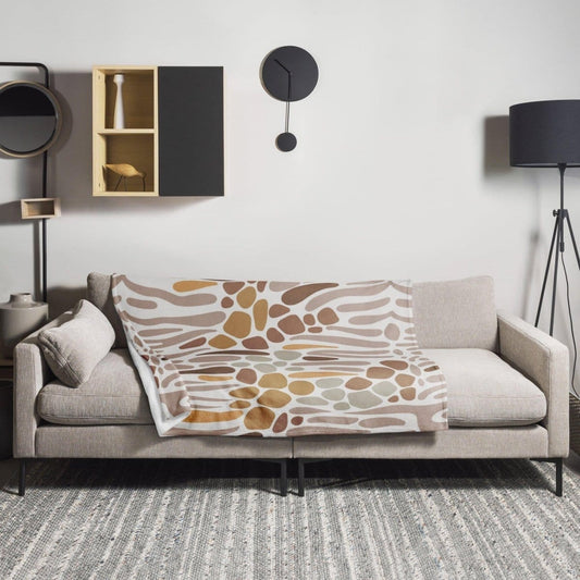 Hypoallergene und flammhemmende Sofadecke 125x150 cm von BUYATHOME24, kuscheliges Textil für gemütliche Abende