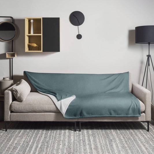Hypoallergene Polyester-Sofadecke 125x150cm in weiß, weiche Kuscheldecke für gemütliche Stunden von BUYATHOME24
