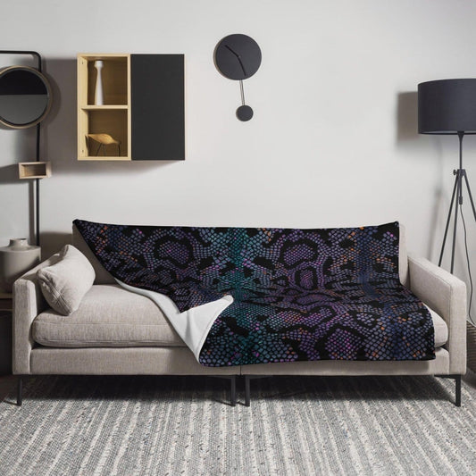 Hypoallergene Polyester-Kuscheldecke 125x150 cm von BUYATHOME24, weiche Sofadecke mit Textildruck in neutralem Design