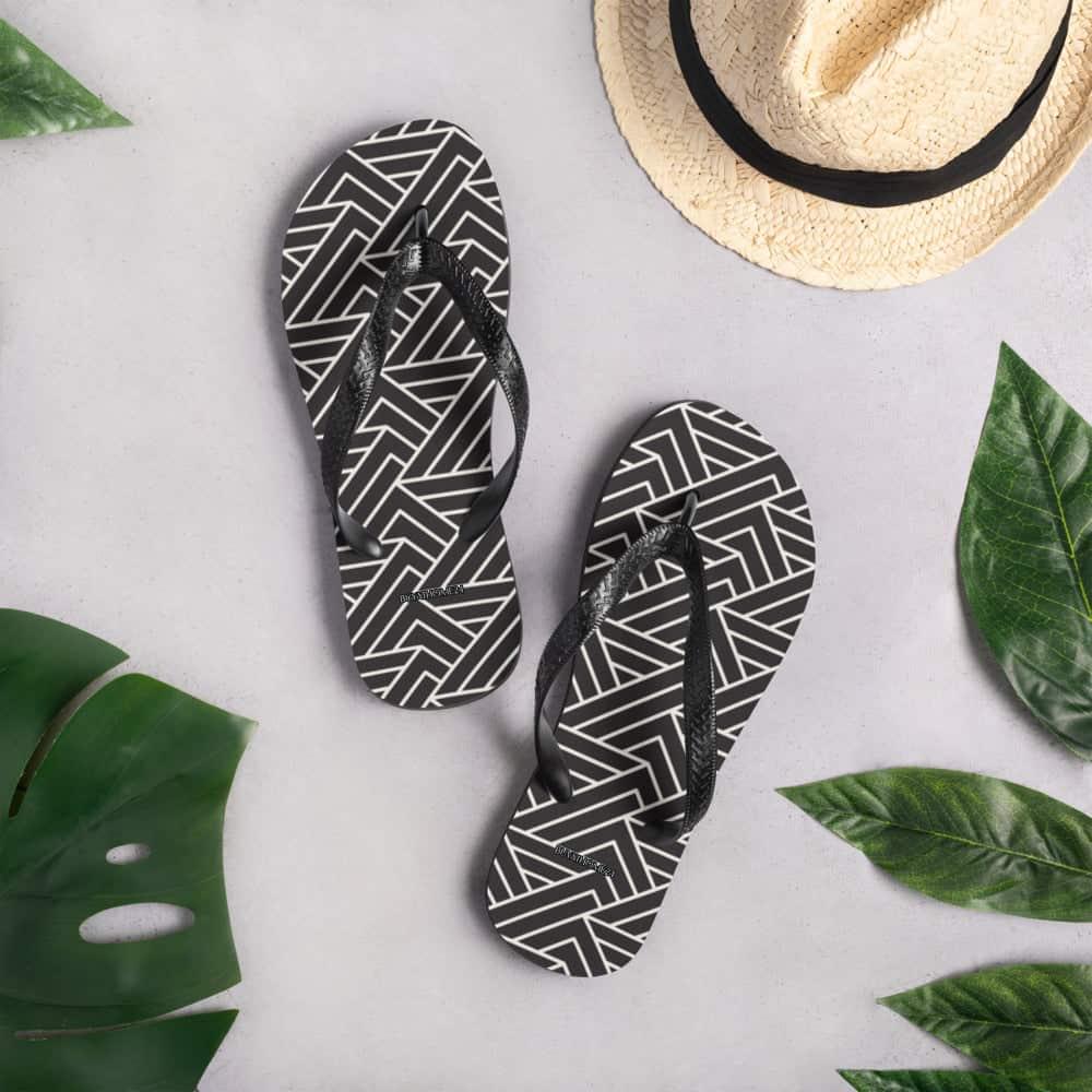 Unisex Flip-Flops von BUYATHOME24 mit bequemer Gummisohle, Größen 37-45, ideal für den Strand und sommerliche Tage.