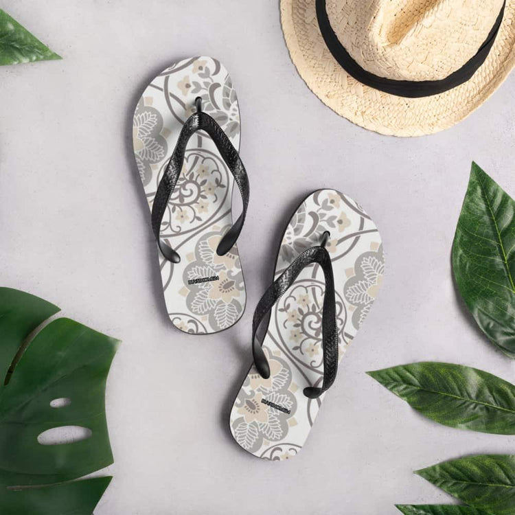 Unisex Flip-Flops mit rutschfester Gummisohle in Größe 37-45, bequeme Strand-Schuhen von BUYATHOME24.