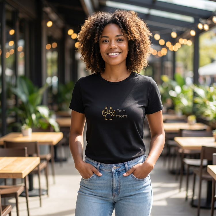 Damen Grafik T-Shirt von BUYATHOME24 mit Hundemotiv, Baumwolle, rundhalsausschnitt, bedruckbar, in S-3XL