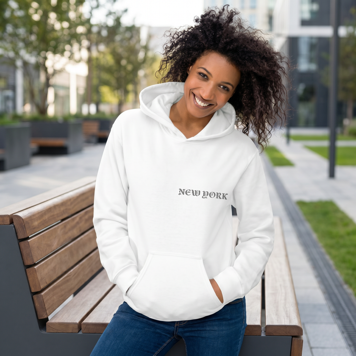 Unisex Hoodie mit New York Grafik, Baumwolle, Rückenprint, in S bis 5XL, bequeme Kapuzenjacke von BUYATHOME24