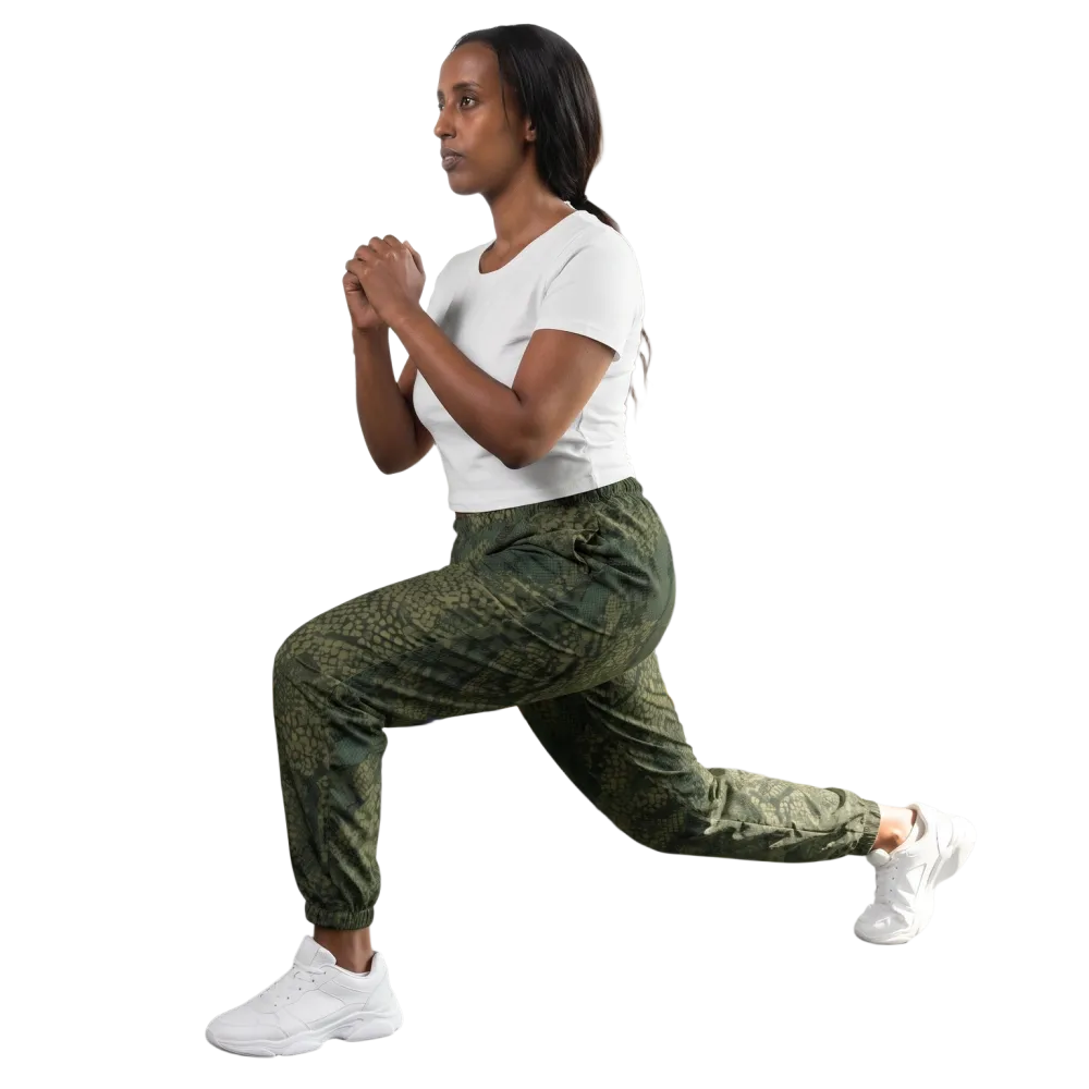 Camouflage Unisex Trainingshose aus Polyester, wasserabweisend, in XS bis 3XL, bequem und sportlich, mit elastischem Bund.