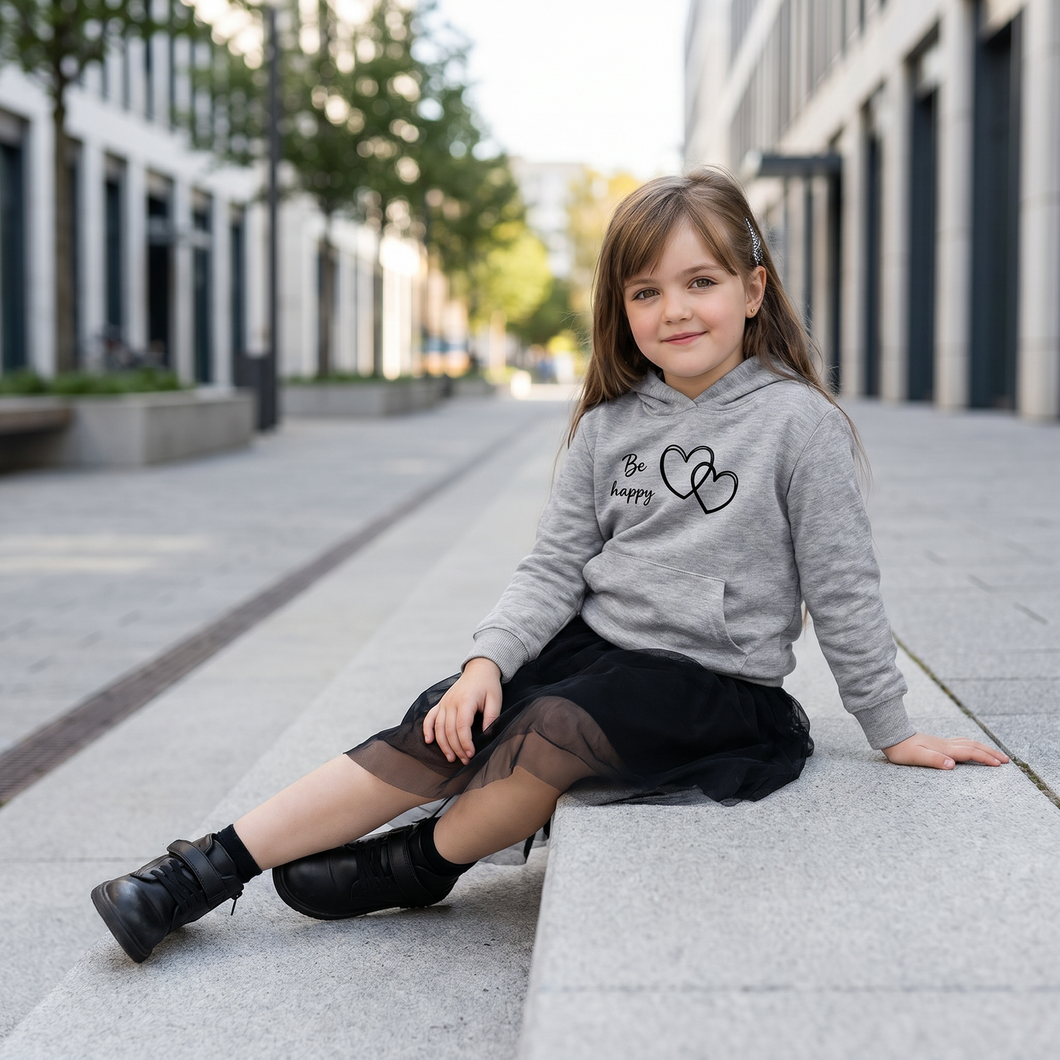 Grafik Mädchen Hoodie aus Baumwolle mit doppelter Kapuze für Kinder von 4-12 Jahren, fröhliches Be Happy Design von BUYATHOME24
