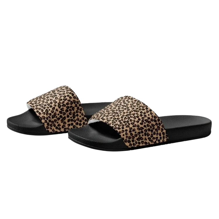 Damen Badeschlappen mit gepolstertem Fußbett in Größe 36-44, bequeme Flip-Flops von BUYATHOME24, geeignet für Bad und Pool.
