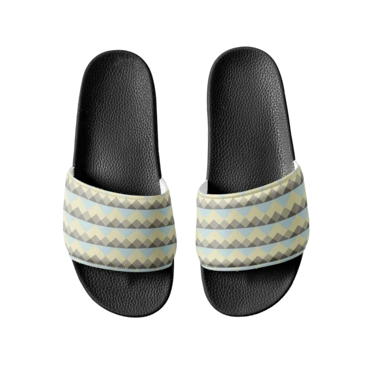 Damen Badeschlappen aus Kunstleder mit PU-Sohle in Größe 36-44, bequeme Sandalen für den Sommer.