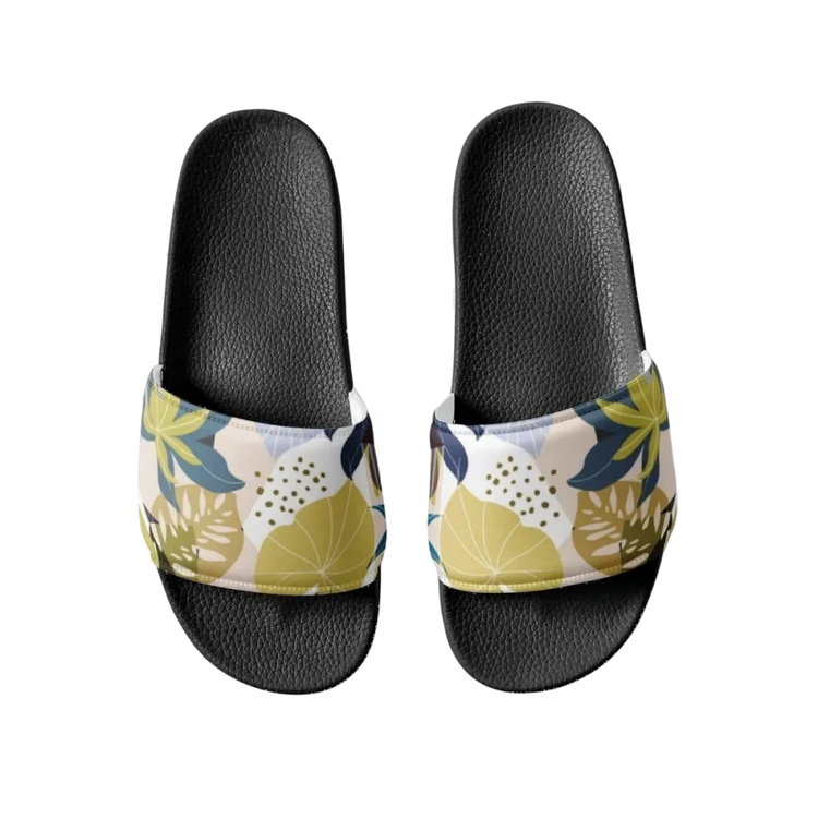 Damen Badeschlappen in Größe 36-44 von BUYATHOME24, leichte Badeschuhe mit bequemem Fußbett, ideal für den Strand.