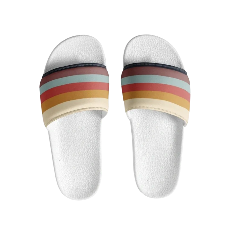 Damen Badeschuhe mit PU-Sohle und Fußbett, Größe 36-44, bequeme Badeschlappen von BUYATHOME24, in neutralem Design.