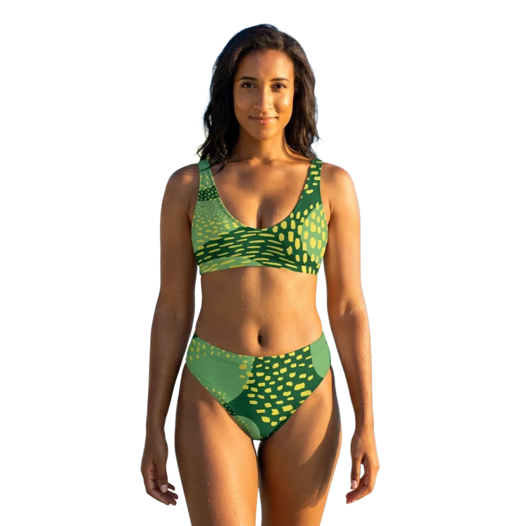 Damen Bikini von BUYATHOME24, schnelltrocknend mit Einlagen, personalisierbar in XS bis 3XL, farbige Bikini-Top und Hose.