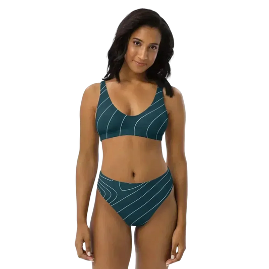 Damen Bikini-Set in XS bis 3XL mit schnelltrocknendem Stoff, bedruckbar, von BUYATHOME24, zeigt das bedruckte Bikini-Oberteil und -Hose