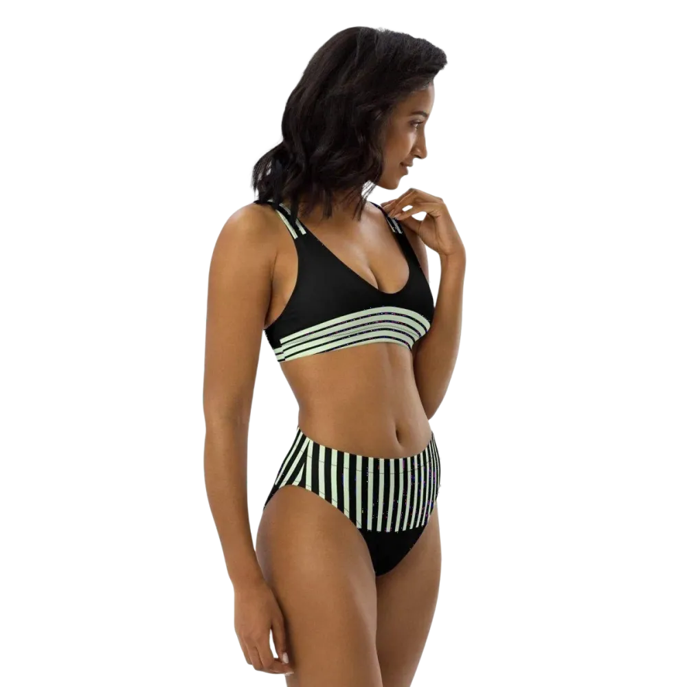 Zweilagiger Damen Bikini von BUYATHOME24 in XS-3XL, schnelltrocknend, mit verstellbaren Trägern und modernem Design
