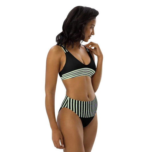 Zweilagiger Damen Bikini von BUYATHOME24 in XS-3XL, schnelltrocknend, mit verstellbaren Trägern und modernem Design