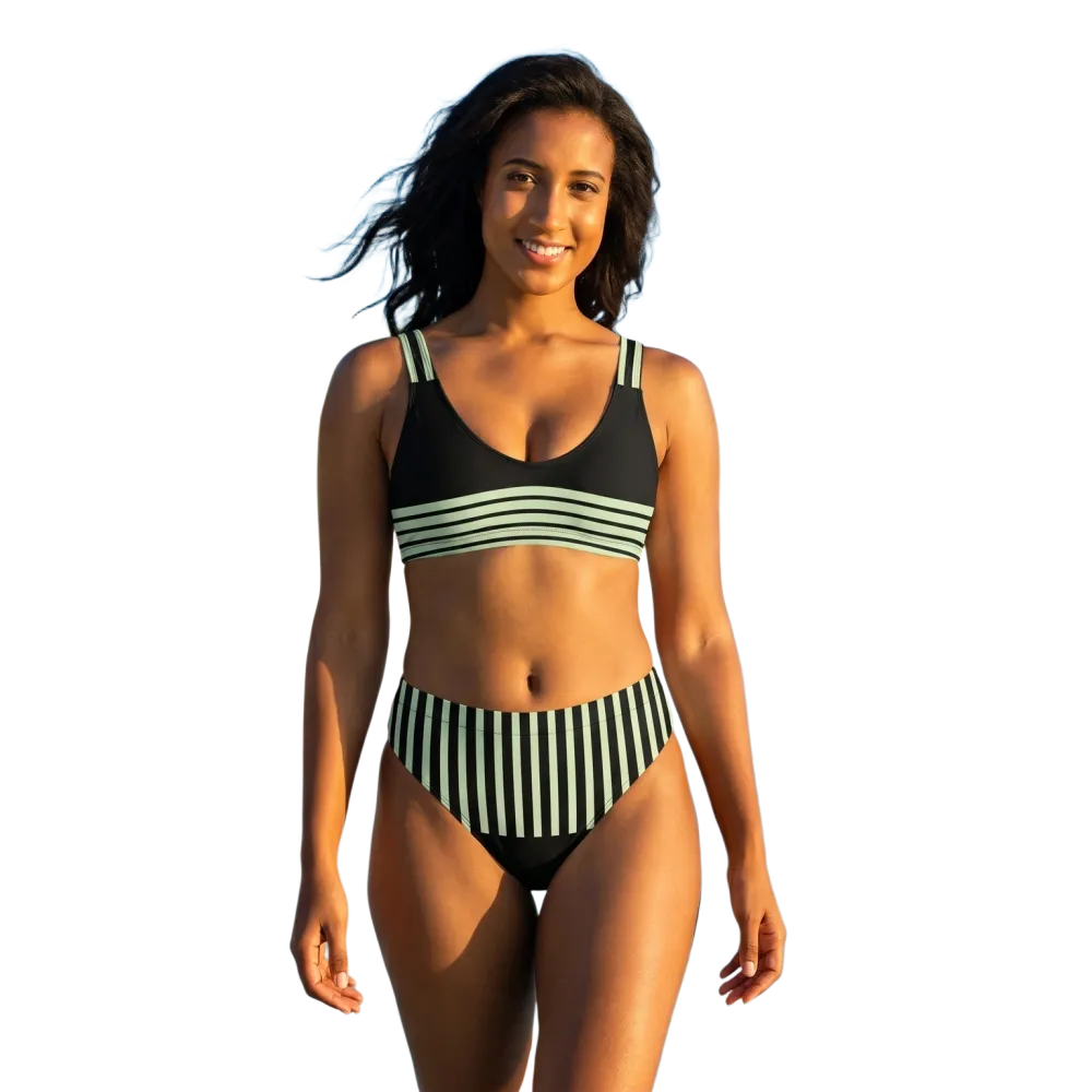 Zweilagiger Damen Bikini von BUYATHOME24 in XS bis 3XL, schnelltrocknend, mit bunten Mustern und komfortable Passform
