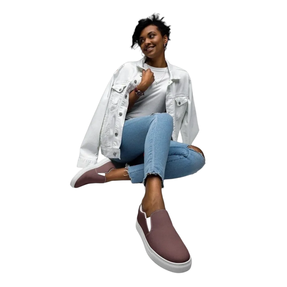 Atmungsaktive Damen Canvas Slipper in Größe 35-44 von BUYATHOME24, bequeme Slip-On Schuhe für den Alltag.