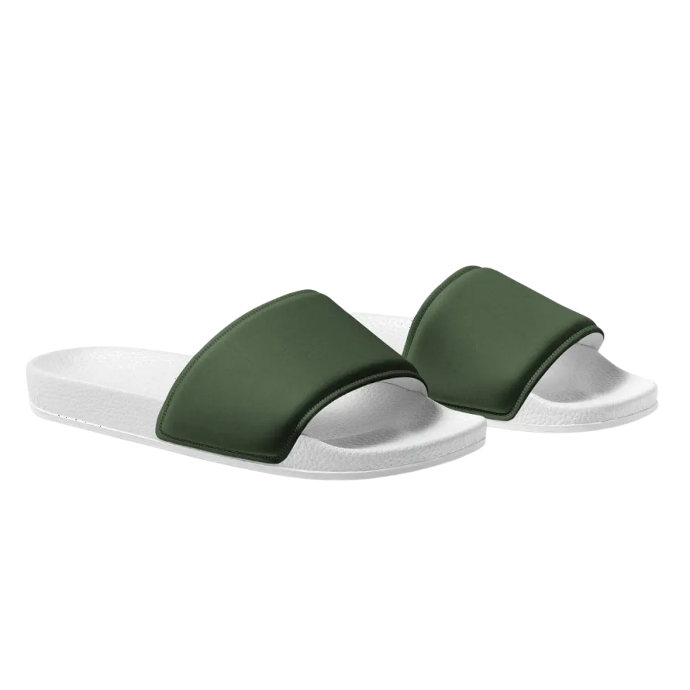 Damen- und Mädchen-Badeschlappen aus Kunstleder in Größe 36-44, braune Sandalen von BUYATHOME24, seitliche Ansicht