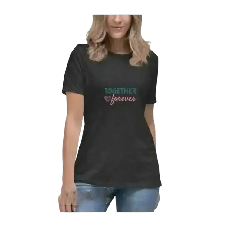 Dunkelgraues Damen Baumwoll-T-Shirt mit Rundhalsausschnitt, Kurzarm, Grafikdesign, in S-3XL, bequem und stilvoll.