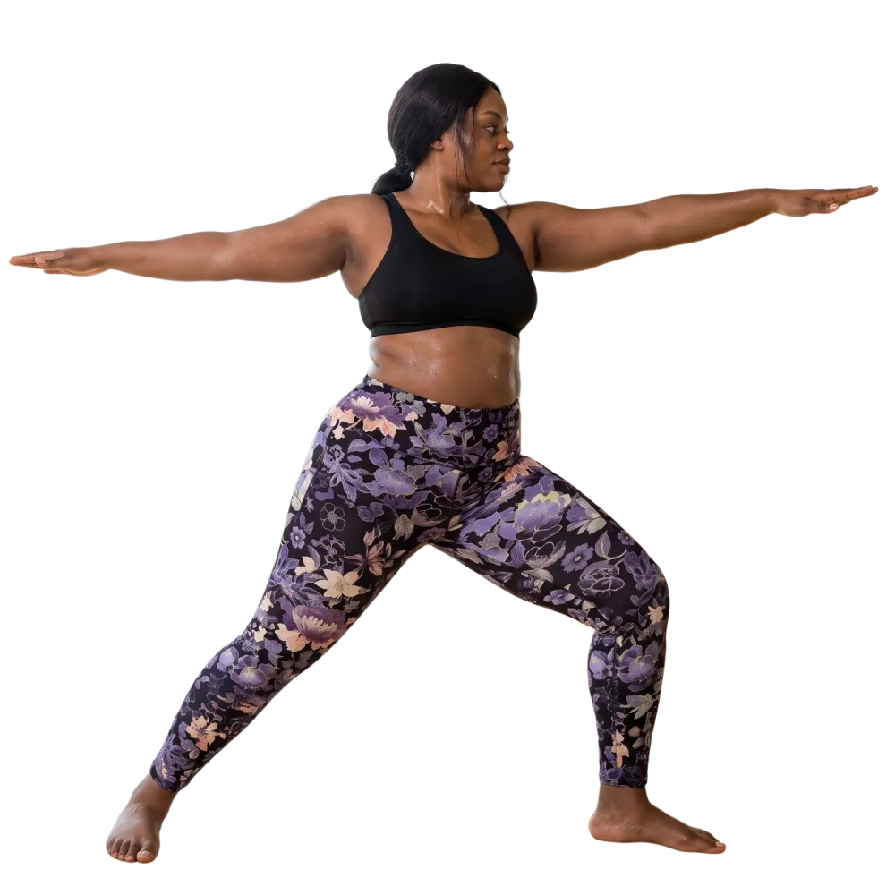Damen Sport Leggings von BUYATHOME24 mit hoher Taille und seitlichen Taschen, in 2XS bis 6XL, bequem und stylisch.