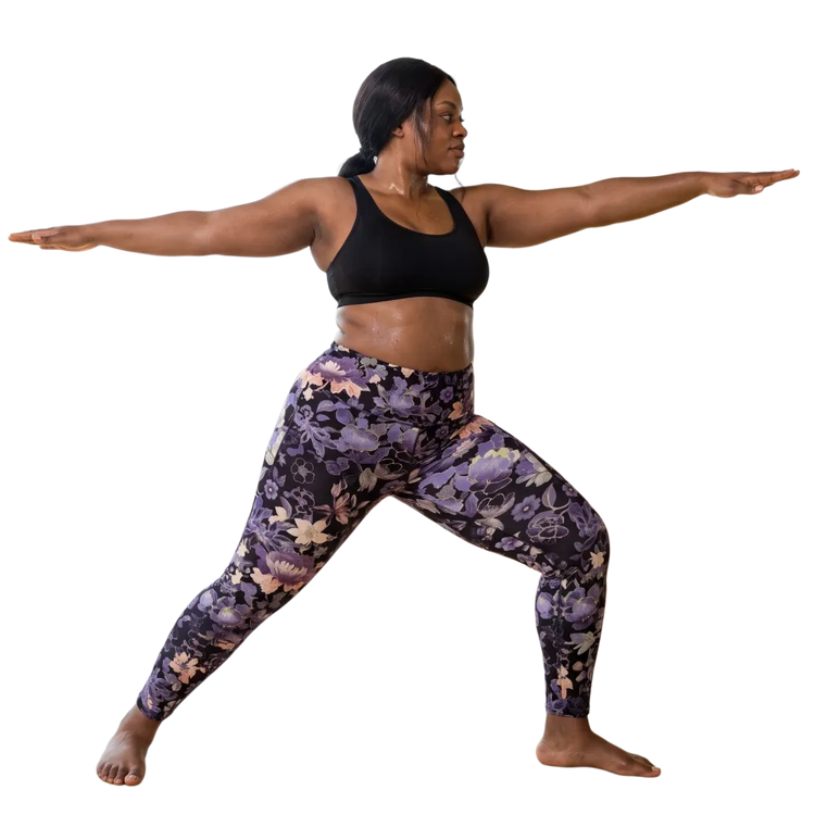 Damen Sport Leggings von BUYATHOME24 mit hoher Taille und seitlichen Taschen, in 2XS bis 6XL, bequem und stylisch.