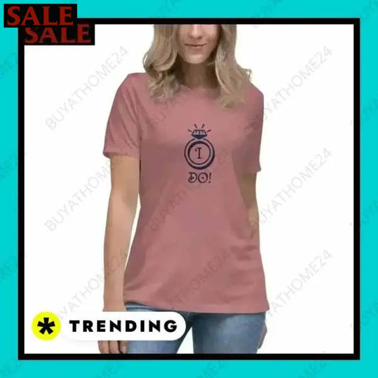 Damen T-Shirt aus Baumwolle für stilbewusste Frauen bei buyathome24 i damen  Textildruck BUYATHOME24, T-Shirts BUYATHOME24, Hoodies BUYATHOME24,  Hosen BUYATHOME24, Jacken BUYATHOME24, Schuhe BUYATHOME24
