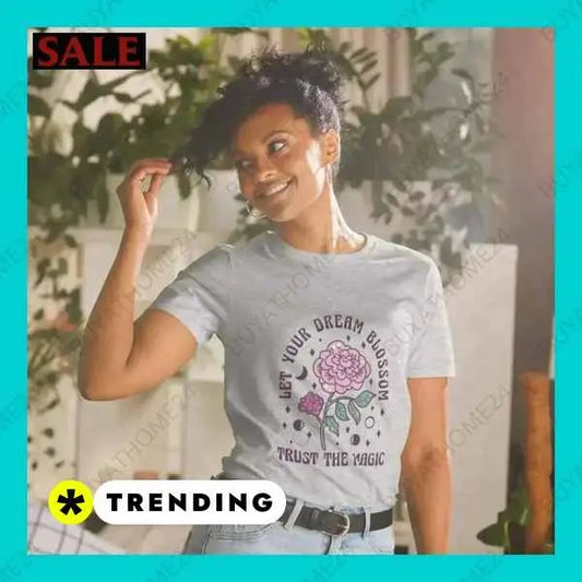 Rundhalsshirt Kurzarm Grafik Damen T-Shirt – Vielseitigkeit in S-3XL von BUYATHOME24® BUYATHOME24®