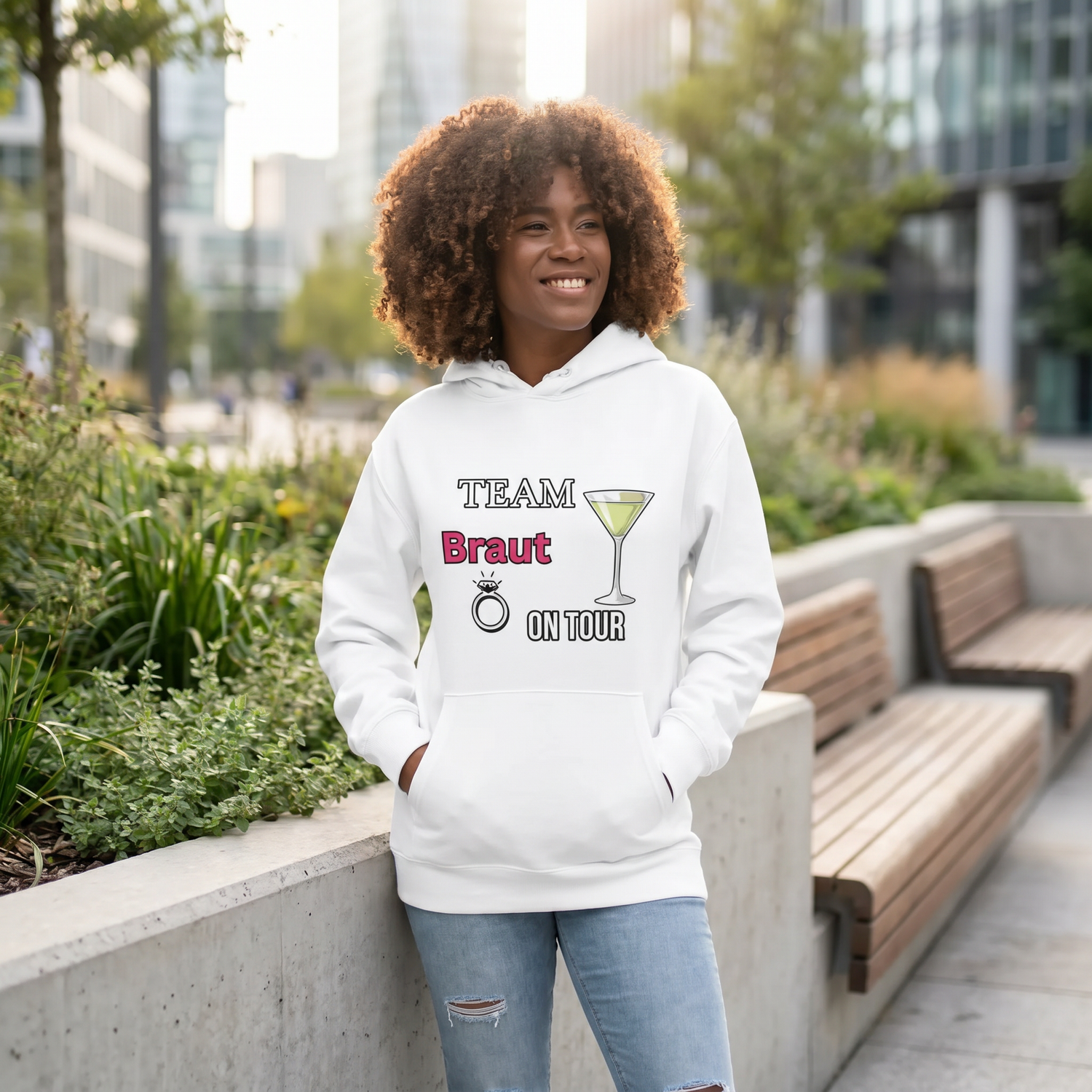 Grafik Damen Hoodie für Junggesellinnenabschied, Mädelsabend Kapuzenpullover in S bis 3XL, bequemer Damen Hoodie von BUYATHOME24