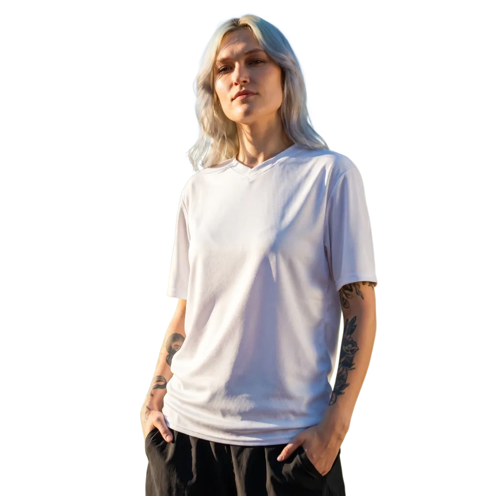 Unisex Fußball T-Shirt von BUYATHOME24, schnelltrocknend, V-Ausschnitt, in 2XS bis 6XL, sportlich und bequem.