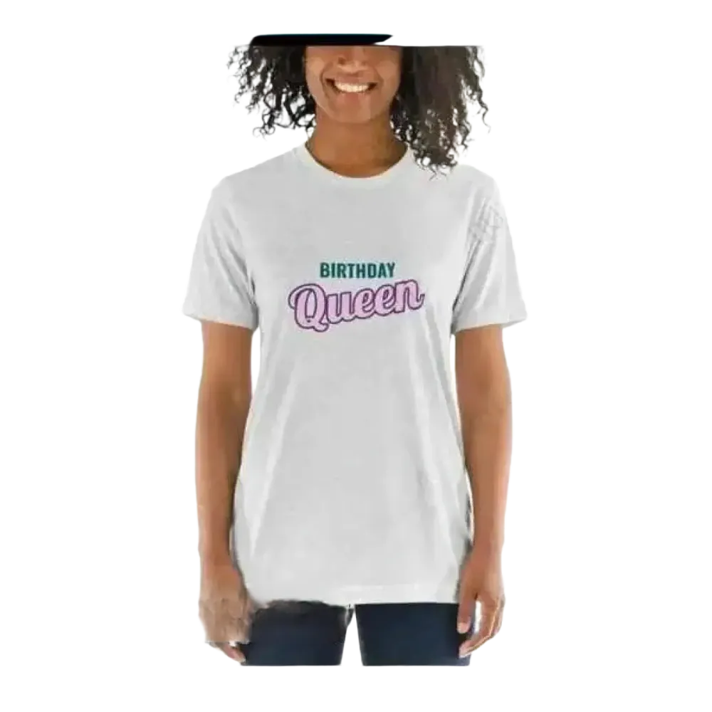 Weißes Damen-Grafikshirt mit Rundhalsausschnitt, Kurzarm, in XS bis 3XL, von BUYATHOME24, mit buntem Design.