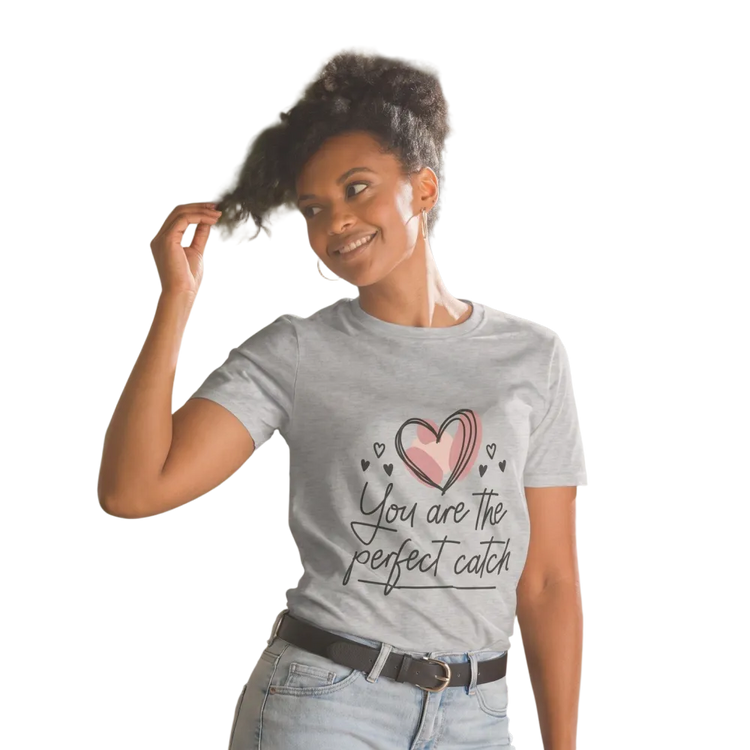 Grafik Damen T-Shirt mit Rundhalsausschnitt, Kurzarm, aus Baumwolle in Größen S bis 3XL, modisches Damen-Shirt von BUYATHOME24