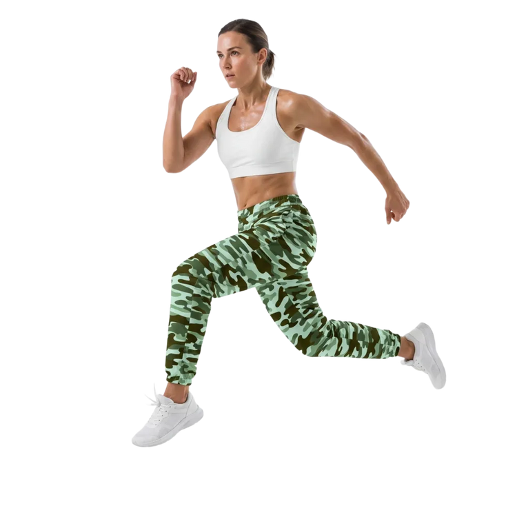 Unisex Camouflage Trainingshose in Grün, wasserabweisend, für Sport und Freizeit, in XS bis 3XL, von BUYATHOME24