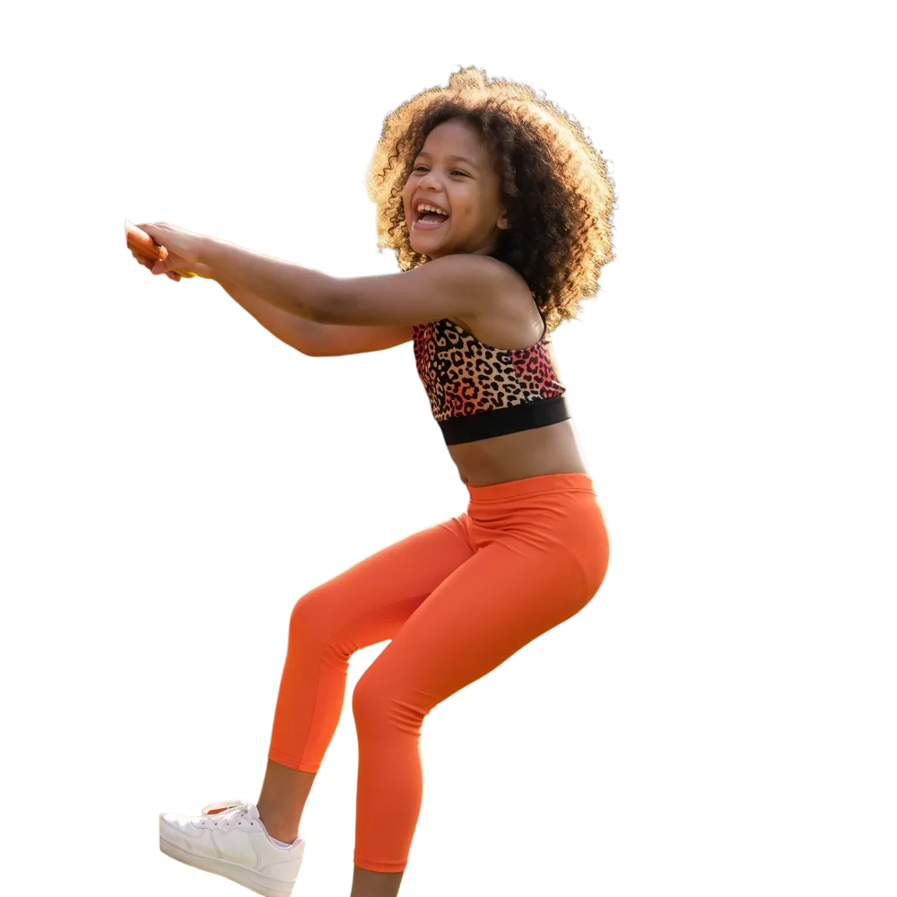 Generiertes Lifestyle-Bild für Kinder Sportleggings mit UV-Schutz, 92-128 cm, Personalisierbar