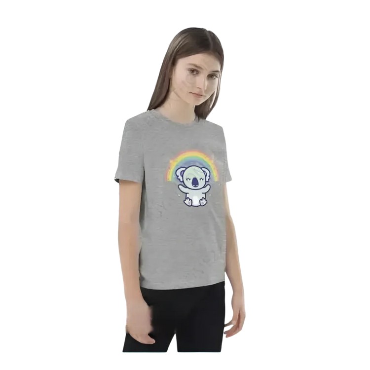 Mädchen trägt ein graues Kurzarm-T-Shirt für Kinder mit einem Koala-Grafikdruck, Unisex-Design, für 3-14 Jahre.
