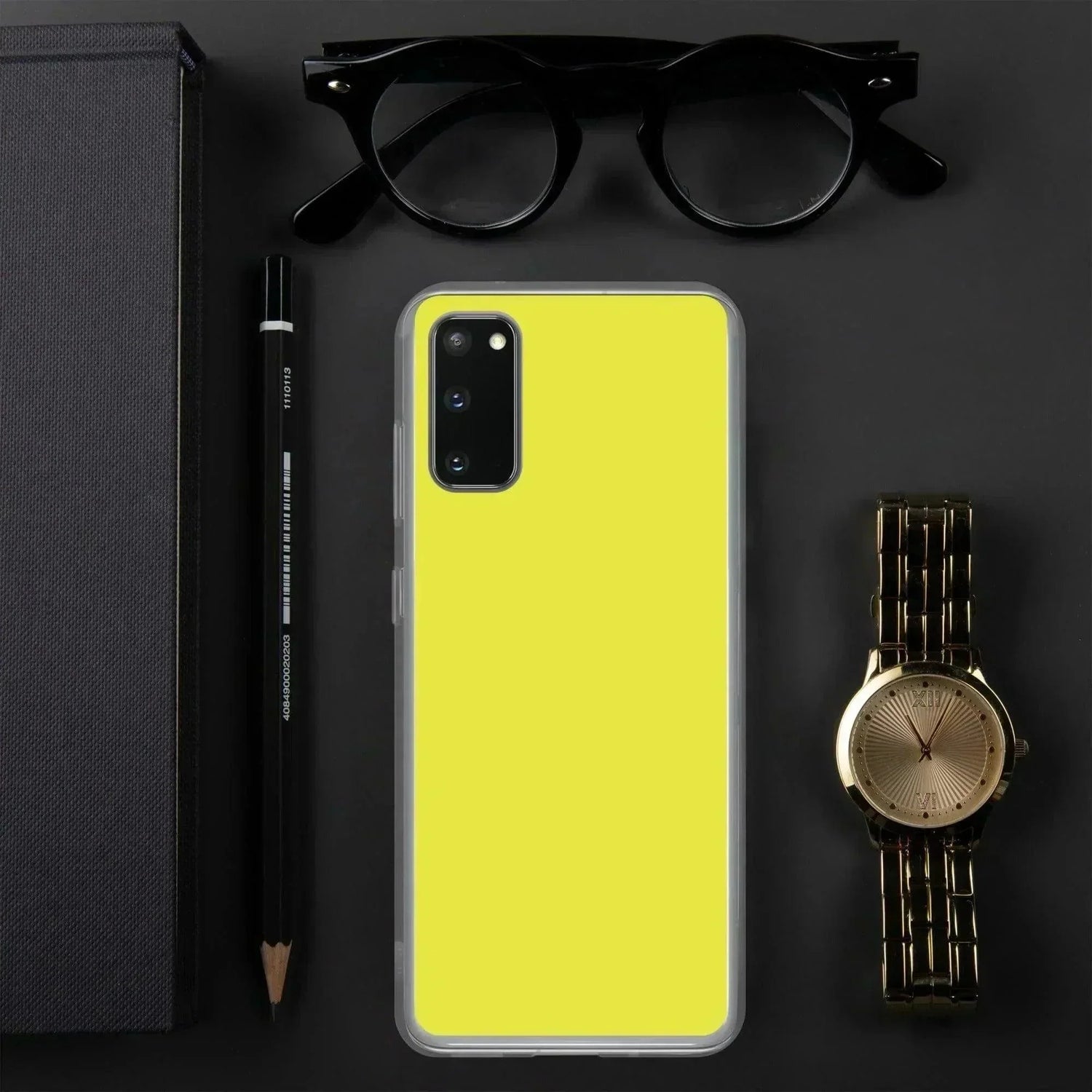 Samsung Galaxy Handyhülle aus Polycarbonat mit Kameraschutz, passgenau für Galaxy S10 bis S22 Ultra, in schwarzer Farbe.