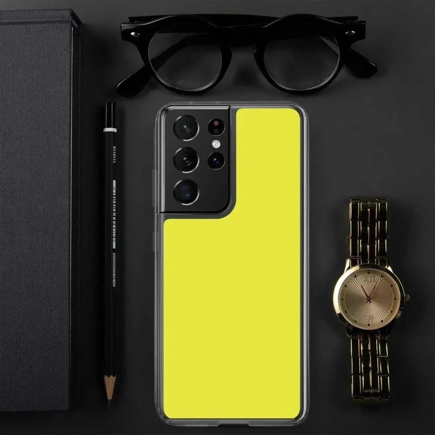 Samsung Galaxy Handyhülle aus Polycarbonat mit Kameraschutz, passgenau für Galaxy S10 bis S22 Ultra, in schwarzer Farbe.