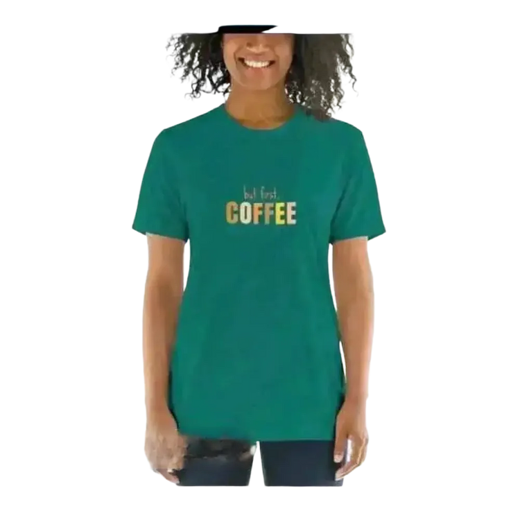 Damen Grafik T-Shirt in verschiedenen Größen, kurzärmlig, mit bedrucktem Rundhalsdesign, stylisch für modebewusste Frauen.