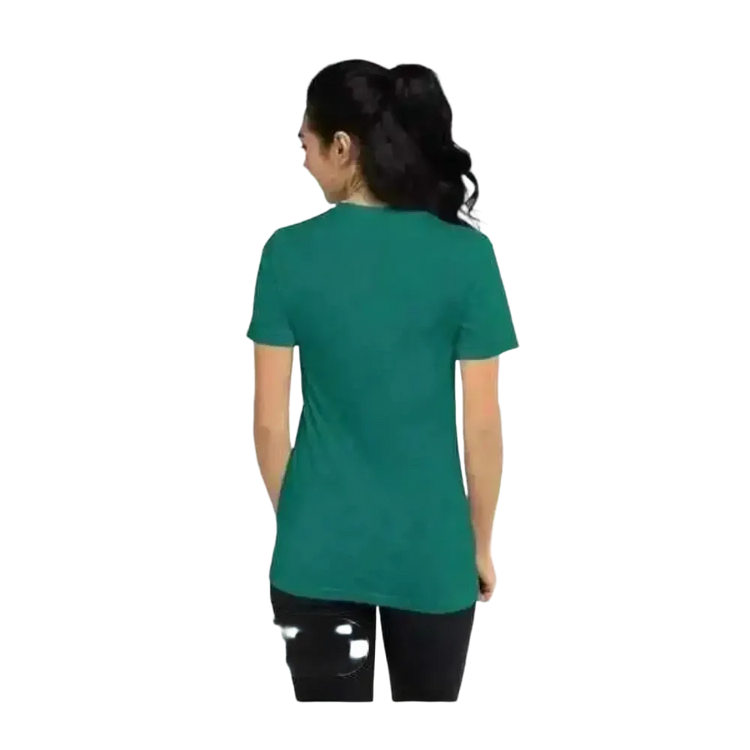Grafik Damen T-Shirt von BUYATHOME24, kurzärmlig, personalisierbar, aus Polyester und Baumwolle, in XS bis 3XL, auf einem Model getragen