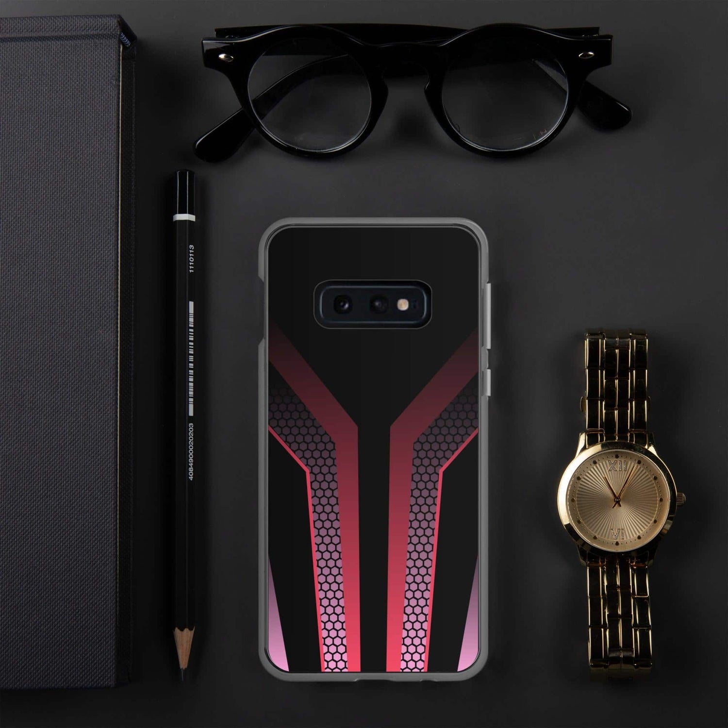 Samsung Galaxy Hybrid Handyhülle von BUYATHOME24, stoßfest und kabelloses Laden, in Schwarz, um das Smartphone geschützt.