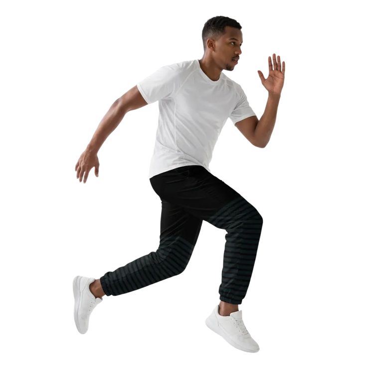 Schwarze Unisex Sporthose von BUYATHOME24, wasserabweisende Trainingshose in XS bis 3XL, sportlich und bequem, Detailaufnahme