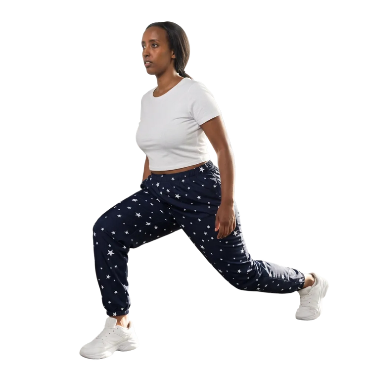 Unisex Trainingshose mit Sternenmuster, Polyester mit Mesh-Futter, in XS bis 3XL, bequeme Sporthose für Damen und Herren.