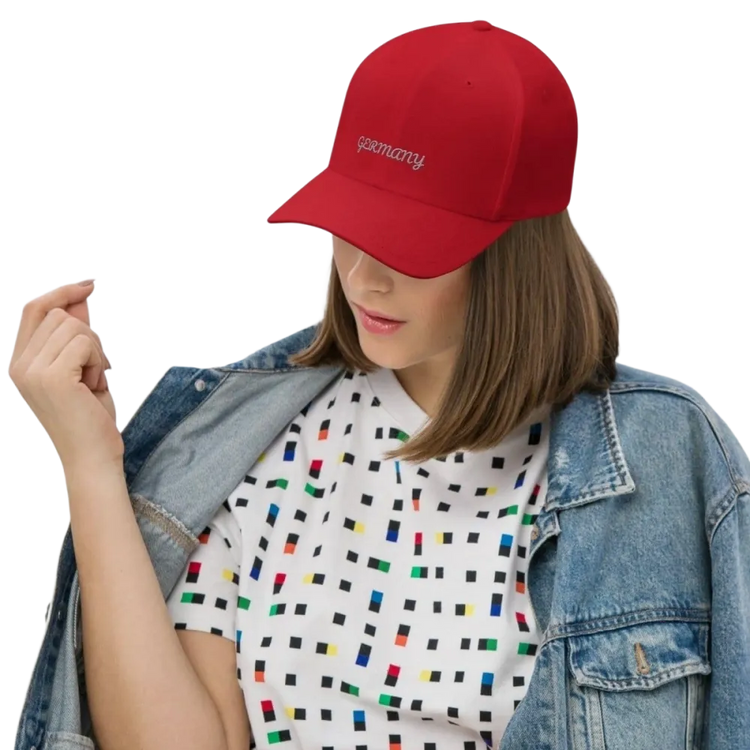 Unisex Baseball Cap aus Baumwollmischung, Damen- und Herrenmodell, verstellbar 54-60 cm, in neutralem Design.