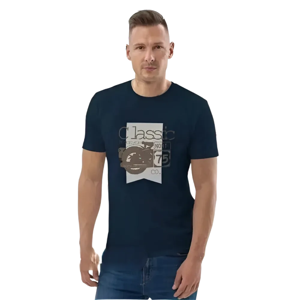 Unisex Grafik T-Shirt aus 100% Baumwolle in Größe S bis 5XL, mit buntem Druck, von BUYATHOME24, auf einem männlichen Model getragen.