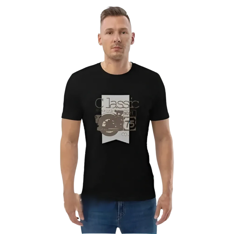 Unisex Grafik T-Shirt von BUYATHOME24 in Schwarz, aus 100% Baumwolle, in den Größen S bis 5XL, mit Druck auf der Vorderseite.