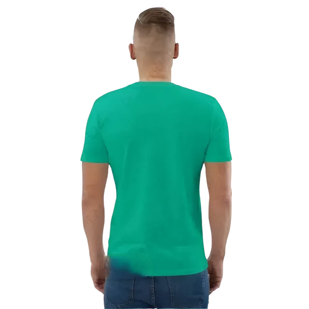 Unisex Grafik T-Shirt von BUYATHOME24, 100% Baumwolle, in den Größen S bis 5XL, mit auffälligem Druck, modelliert von einem Mann.