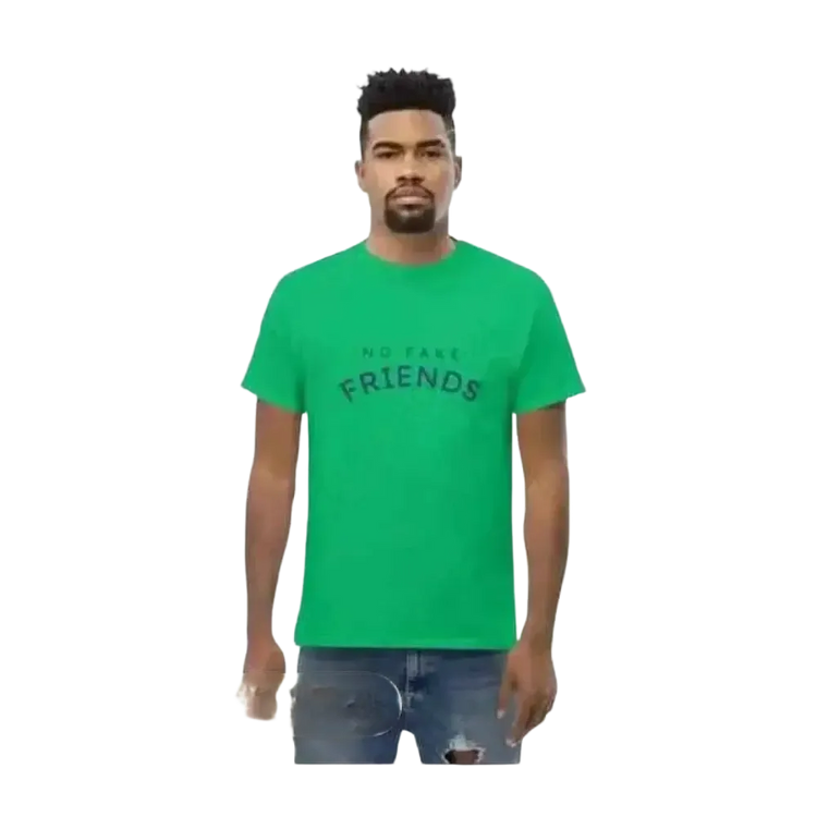 Graues unisex Baumwoll-Grafik T-Shirt in S-5XL, mit Rundhalsausschnitt und irischem Grün, für Männer und Frauen von BUYATHOME24