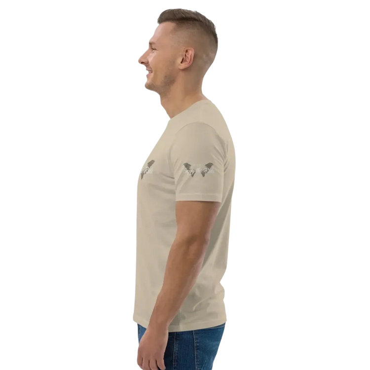 Unisex Bio-Baumwoll T-Shirt mit Grafik-Design im Biker-Stil in Desert Dust Farbe, erhältlich in S bis 5XL.