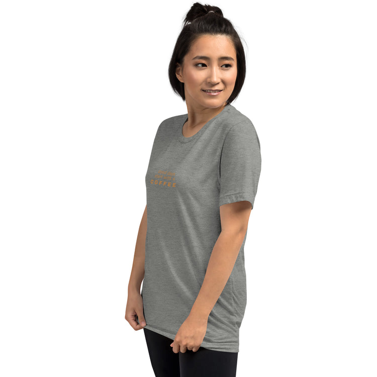 Kaffee Spruch Grafik-T-Shirt Festtagsshirt Damen T-Shirt Basic Shirt BUYATHOME24®