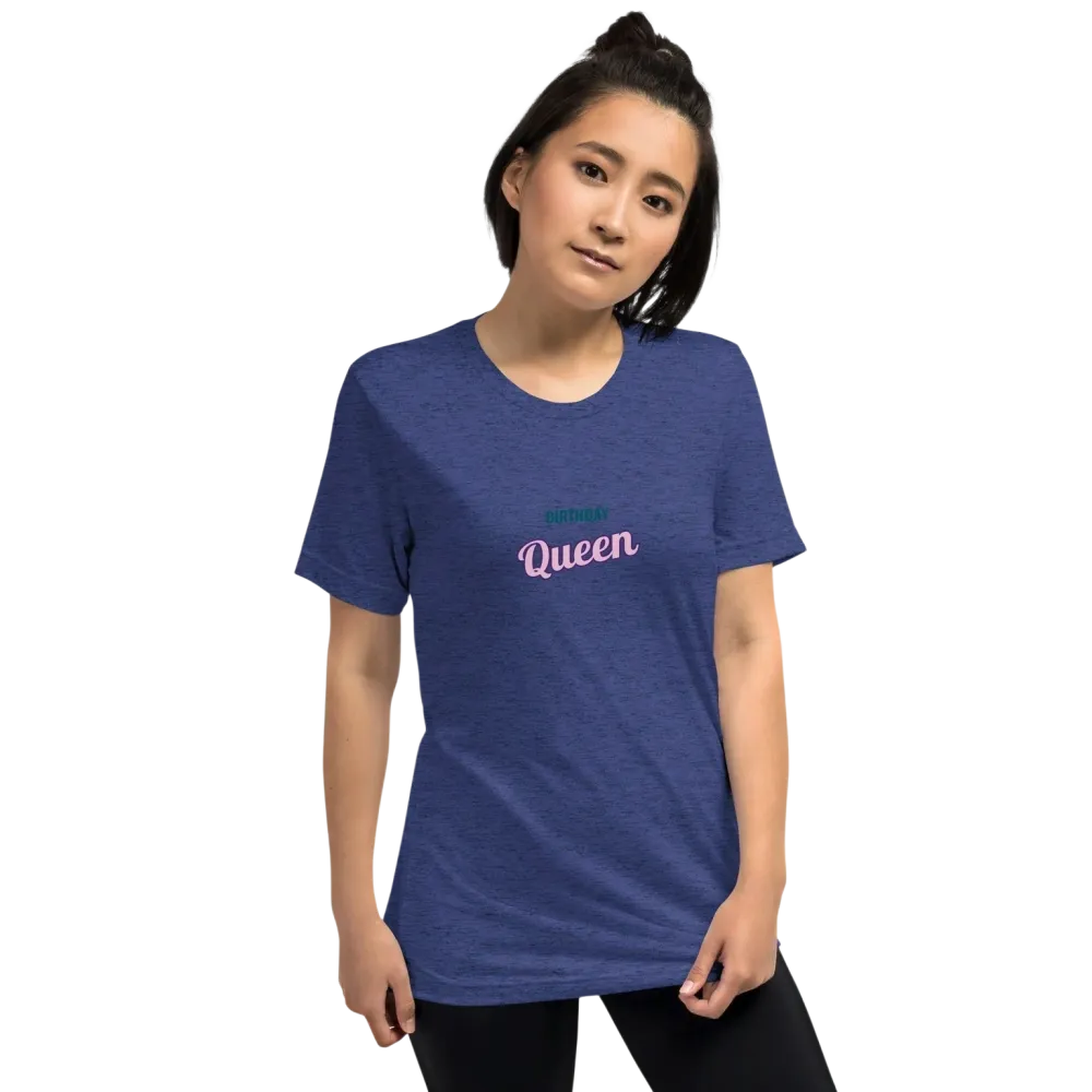Damen T-Shirt im Vintage Look von BUYATHOME24, unisex Tri-Blend in Navy, mit modernem Design, erhältlich in XS bis 4XL
