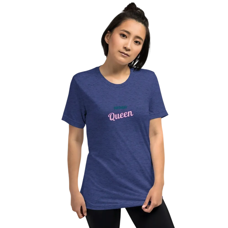 Damen T-Shirt im Vintage Look von BUYATHOME24, unisex Tri-Blend in Navy, mit modernem Design, erhältlich in XS bis 4XL