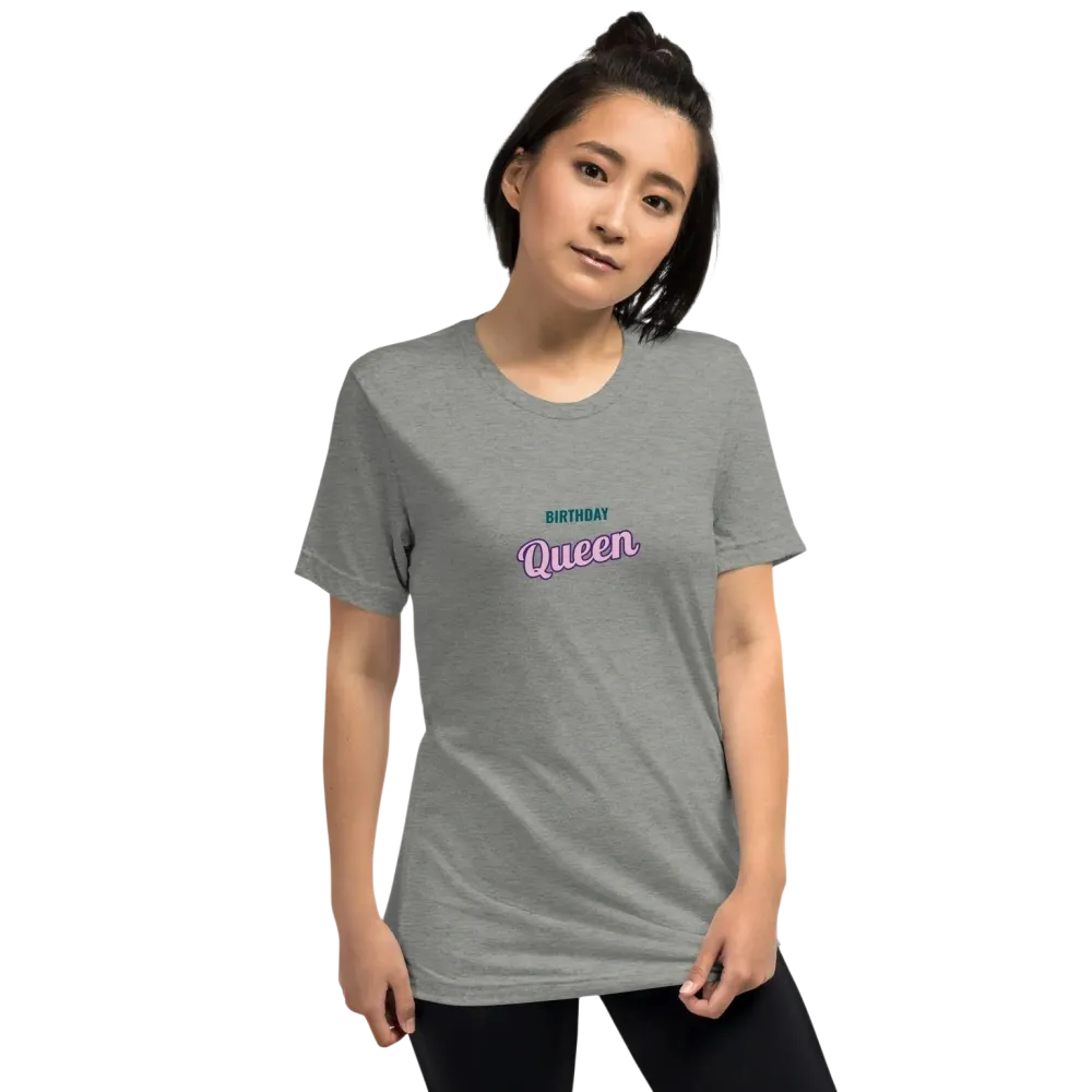 Unisex Vintage Look T-Shirt in Grau, Damen Modell, mit schlichtem Design und bequemer Passform, ideal als Geburtstagsgeschenk